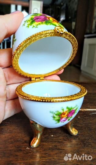 Шкатулка фарфор яйцо с коробкой