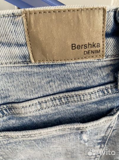 Джинсы bershka