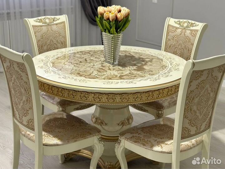Стол и стулья 36