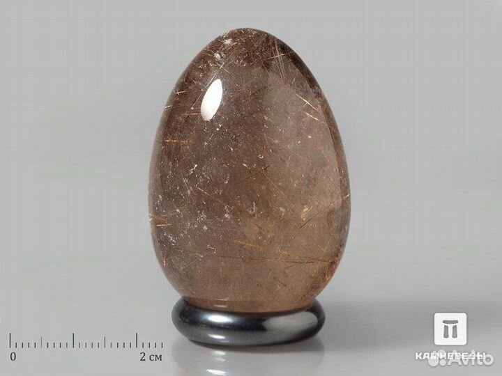 Яичко из волосатика на подставке ручная работа