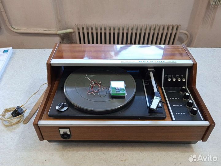 Проигрыватель винила Вега - СССР