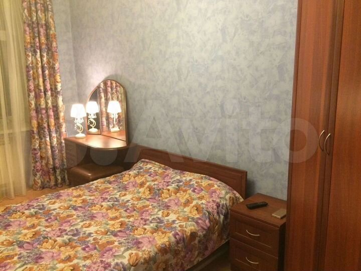 2-к. квартира, 57 м², 2/4 эт.