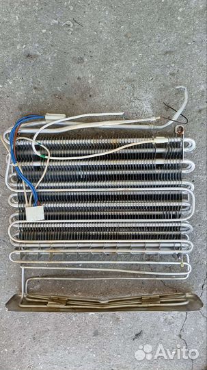 Холодильник Indesit 2-ух камерный на запчасти