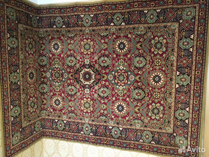 Ковер шерстяной