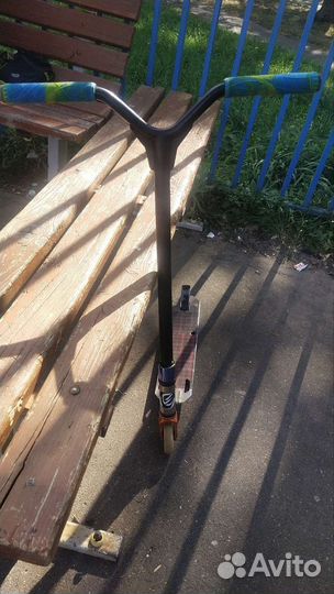 Трюковой самокат парк