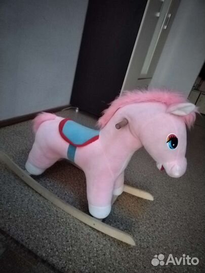 Детская качалка лошадь