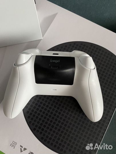 Игровая приставка Xbox series s