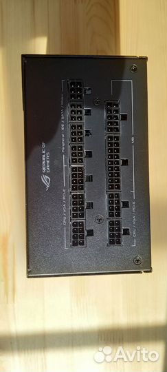 Блок питания asus ROG-strix-1000G. Небольшой торг