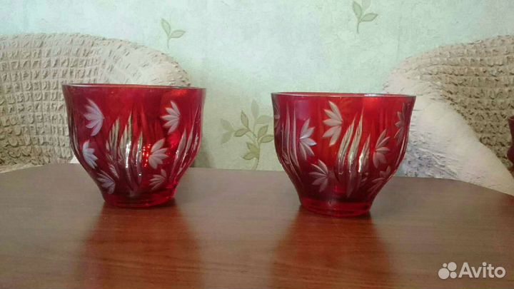Вазы, конфетницы, салатницы из красного хрусталя