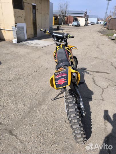 Кроссовый мотоцикл