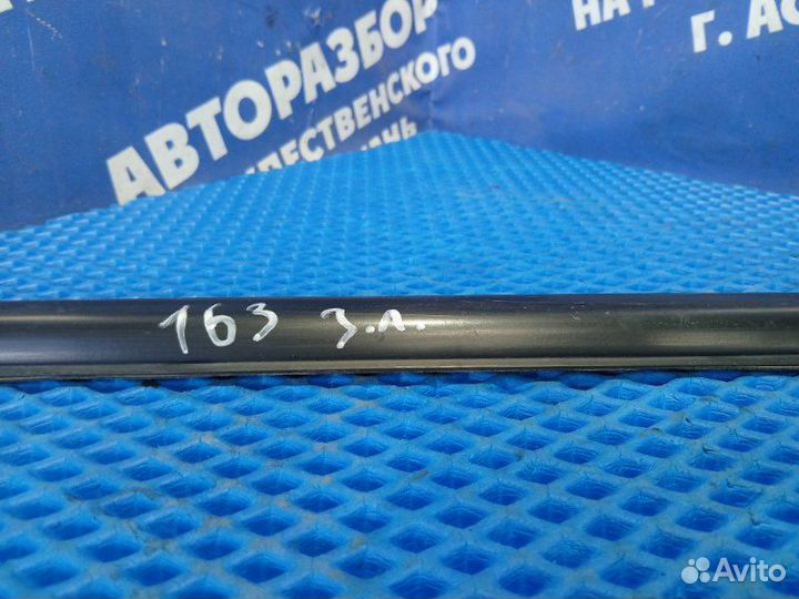 Бархотка двери Nissan Note хэтчбек HR16 2010