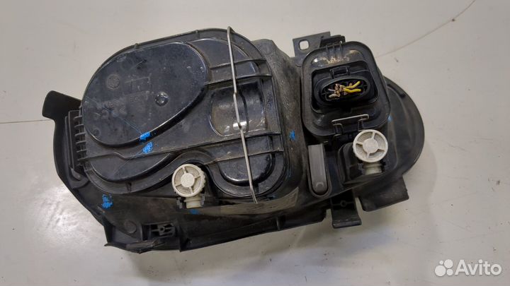 Фара (передняя) Volkswagen Golf 4, 2001