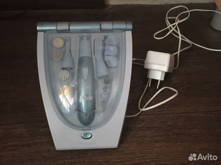 Маникюрно - педикюрный набор