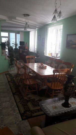 Дом 552 м² на участке 5,2 сот.