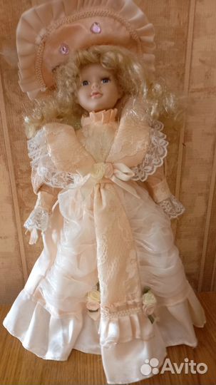 Куклы фарфор коллекционные