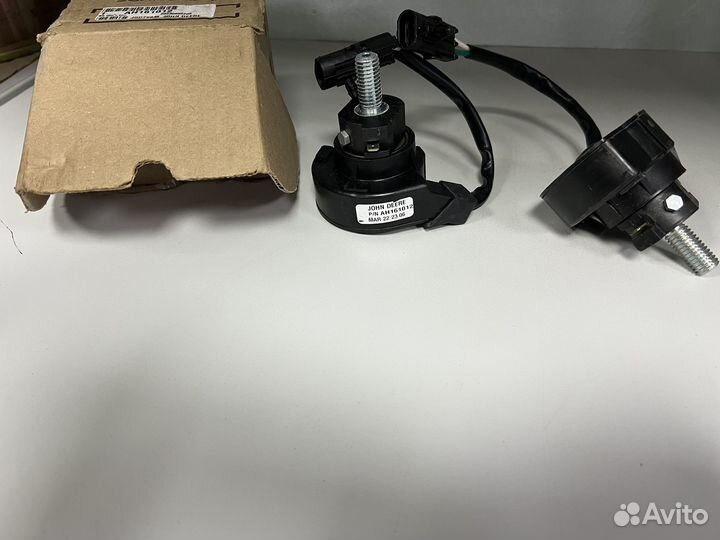 AH161012 держатель угольной щетки john deere