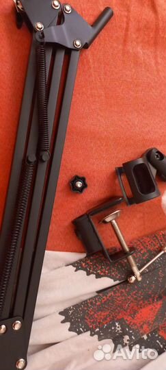 Кранштейн для микрофона