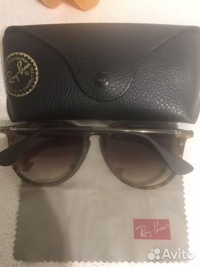 Солнцезащитные очки ray ban