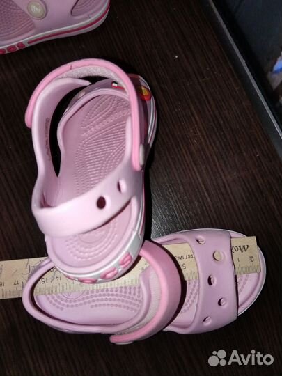 Сандали crocs c9