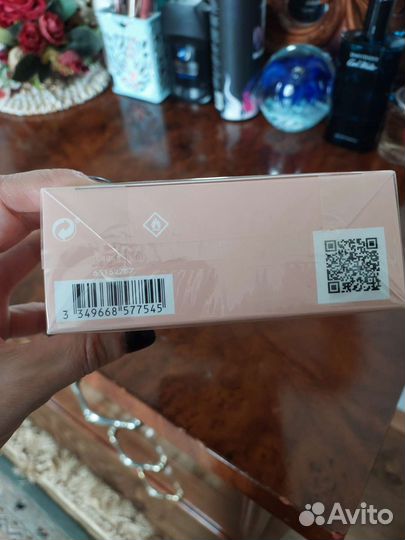 Парфюм женский