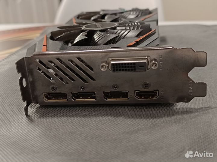 Видеокарта Radeon RX 580 Gigabyte 8 гб