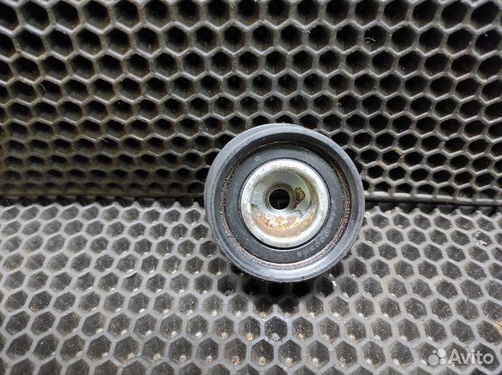 Ролик Opel Vectra b Z16XE