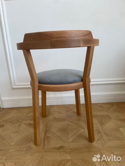 Стул кухонный со спинкой