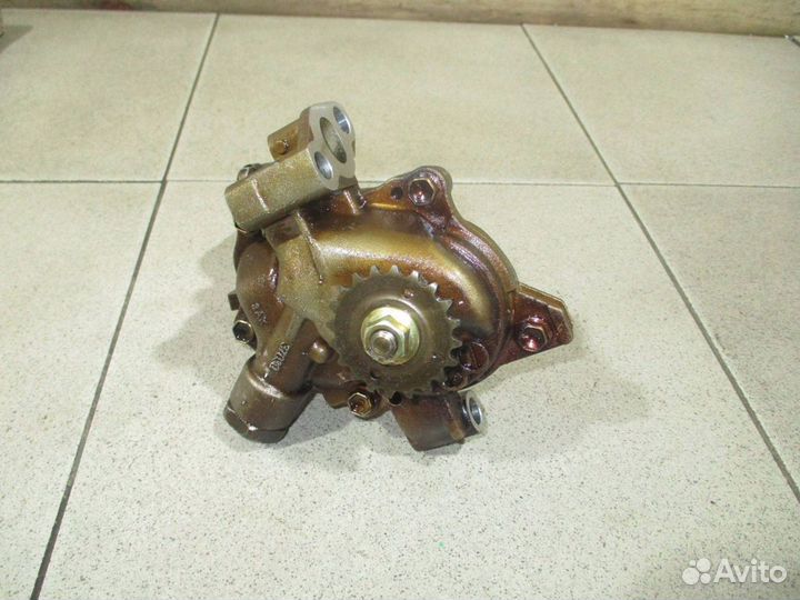 Насос масляный Toyota Corolla (E150)