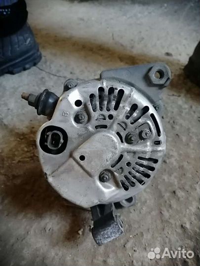 Генератор Jeep liberty 2005г