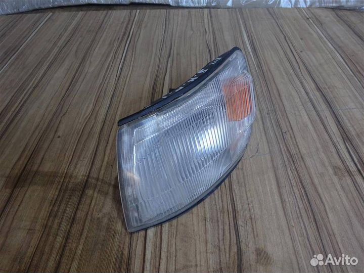 Указатель поворота левый Mitsubishi Space Runner