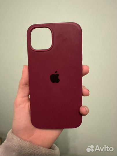 Чехол на iPhone 13