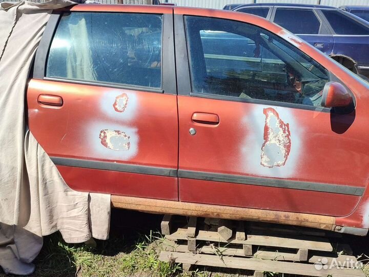 Фиат Пунто двери