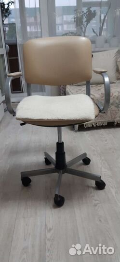 Офисное кресло компьютерное