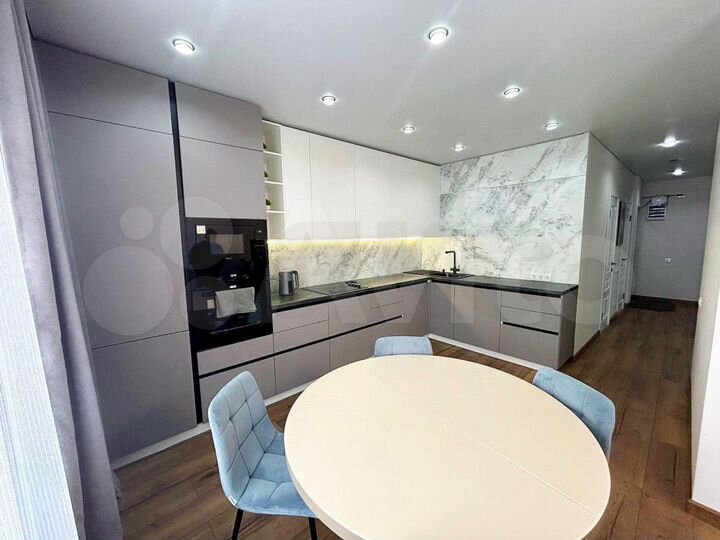 3-к. квартира, 80,6 м², 2/22 эт.