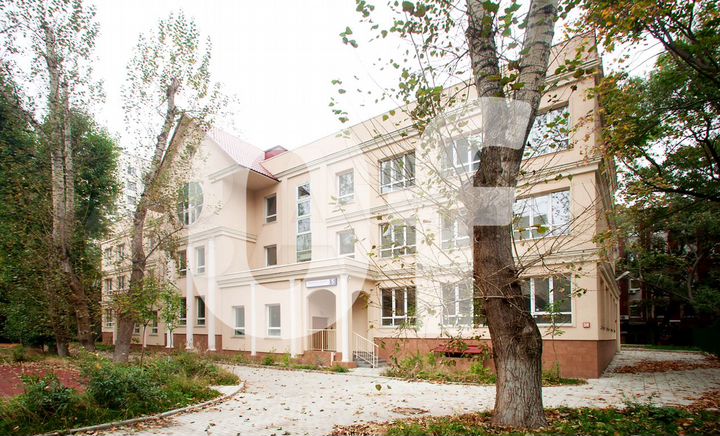 Продам здание, 2272 м²