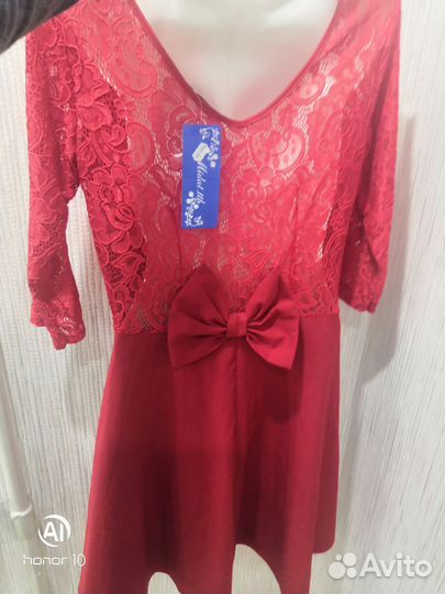 Платье красное