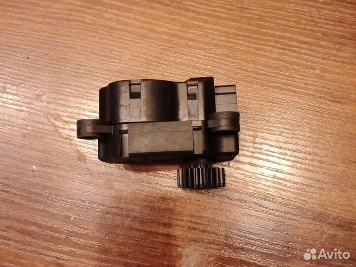 Привод заслонки отопителя Citroen Peugeot