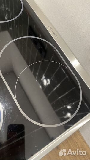 Индукционная варочная панель Electrolux