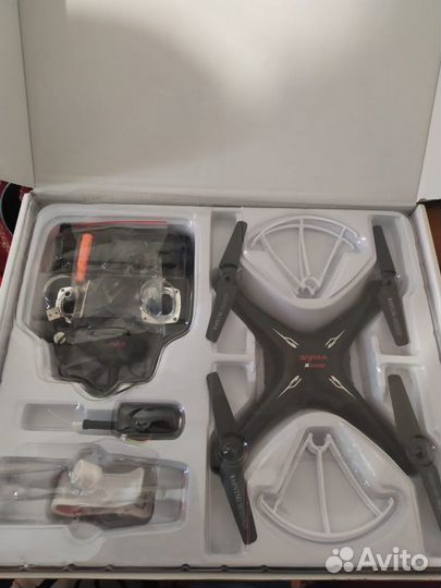 Квадрокоптер с камерой новый