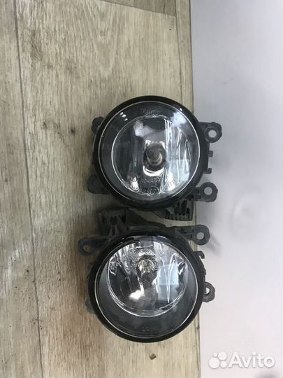 Фара противотуманная Land Rover Freelander