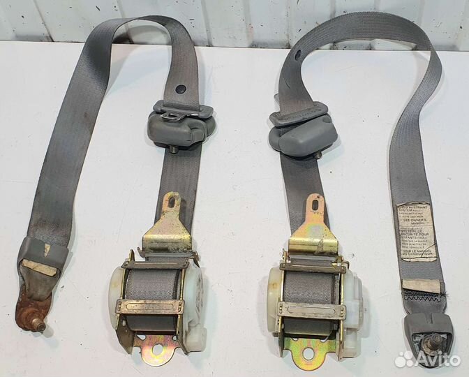Ремень безопасности передний Mitsubishi Galant 8