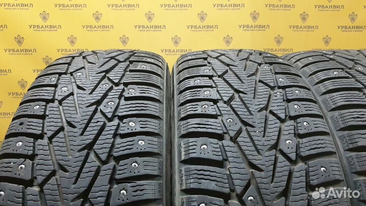 Nokian Tyres Hakkapeliitta 7 215/65 R16