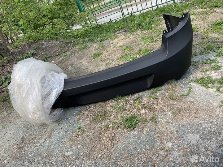 Задний бампер Лада Гранта