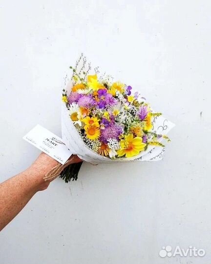 Полевой букет