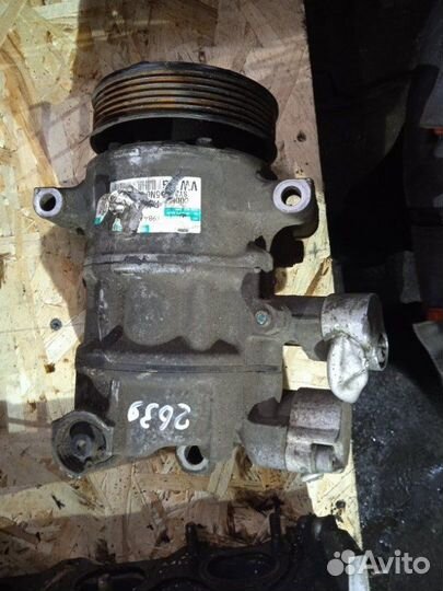 Компрессор кондиционера Volkswagen Golf