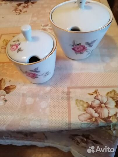 Продам обеденный сервиз проэводство гдр