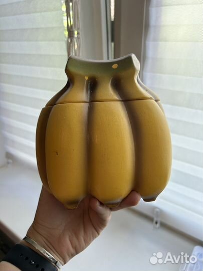 Банка контейнер бананы