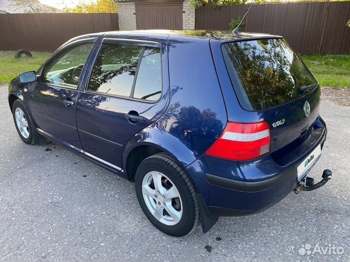 Volkswagen Golf 1.6 МТ, 2003, 220 500 км