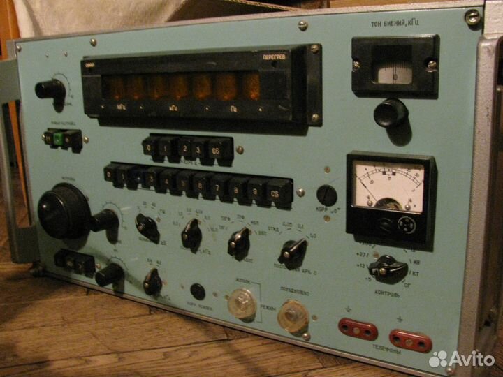 Радиоприёмник Катран -передняя панель