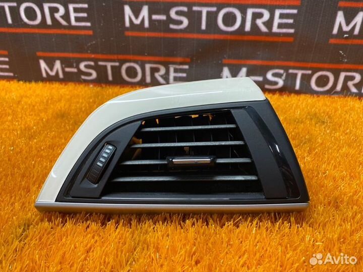 Дефлектор воздушный передний левый Bmw 1-Series